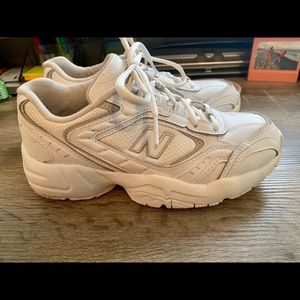 New Balance Women’s 452
